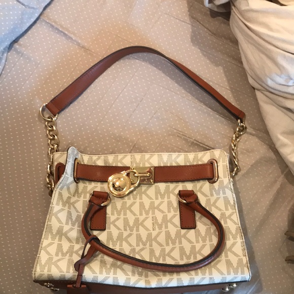 Michael Kors purse - Picture 5 of 5